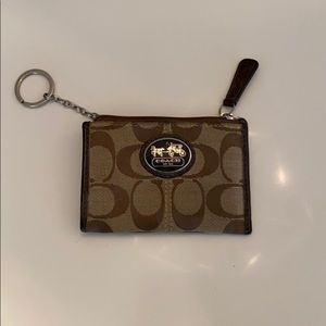 Coach clan wallet
